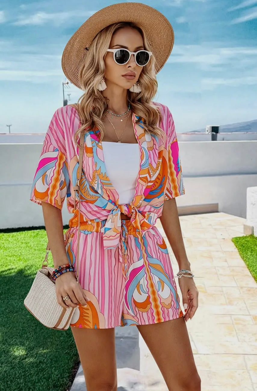 Drop Shoulder Graphic Tie Front Short Set