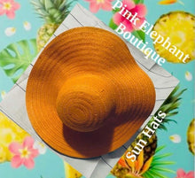 Load image into Gallery viewer, Kathy Ireland Sun Hat
