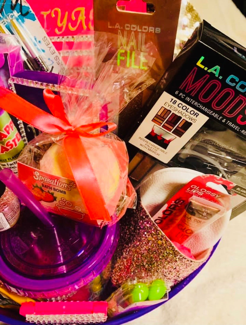 Girly Teen Basket