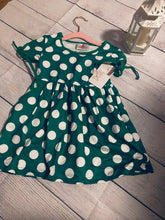 Load image into Gallery viewer, Green Grass Pocket Dress
