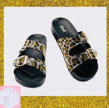 Load image into Gallery viewer, Cheetah Rhinestones Slides
