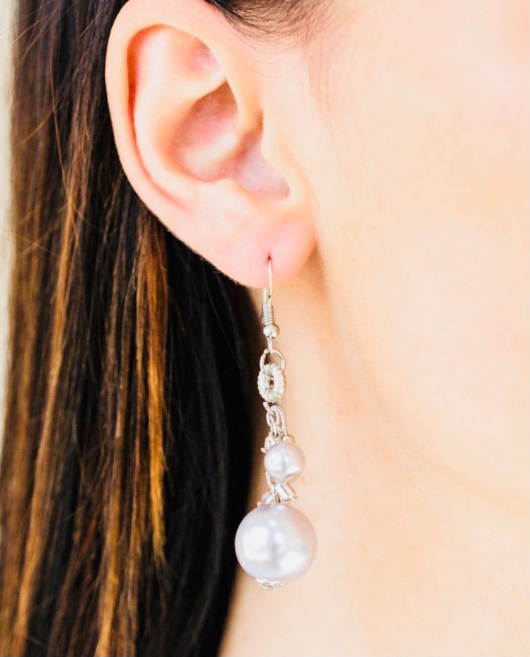 Timelessly Traditional Silver